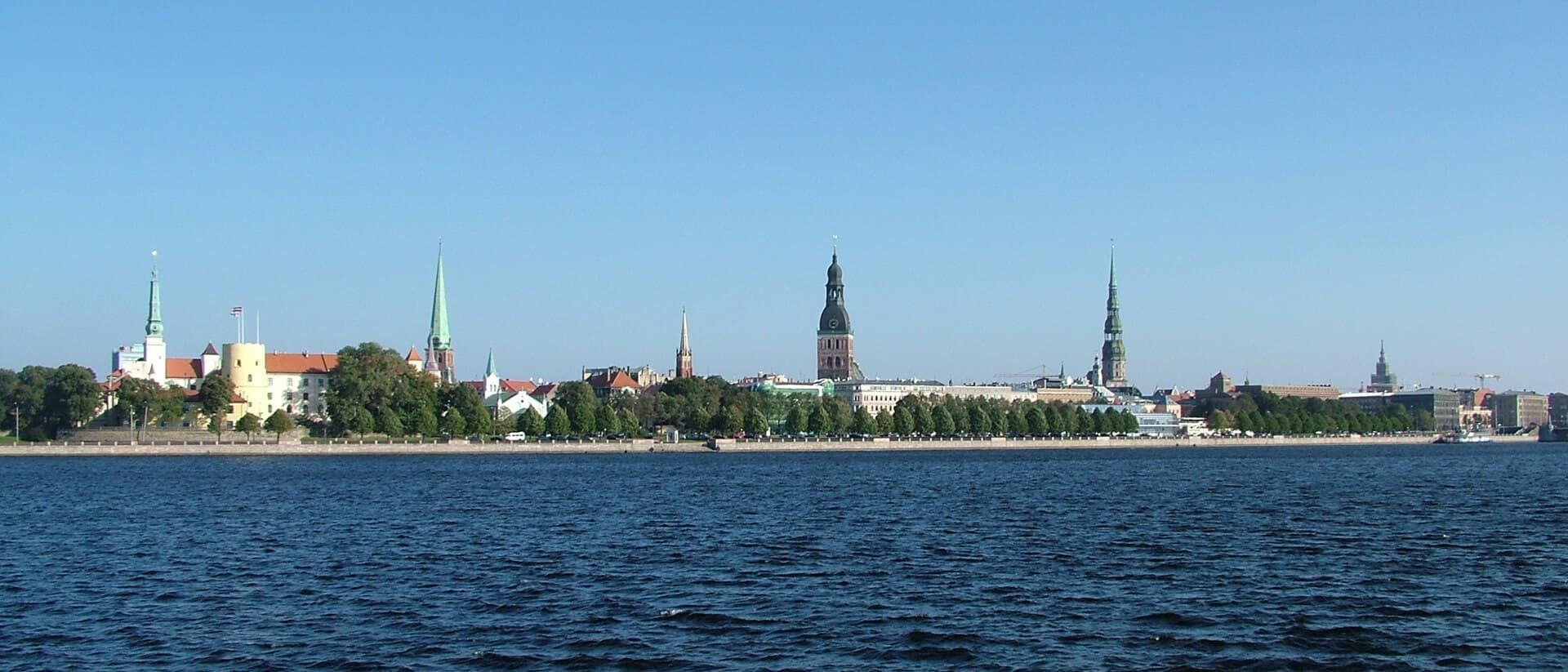 Rīgas panorāma pār Daugavu